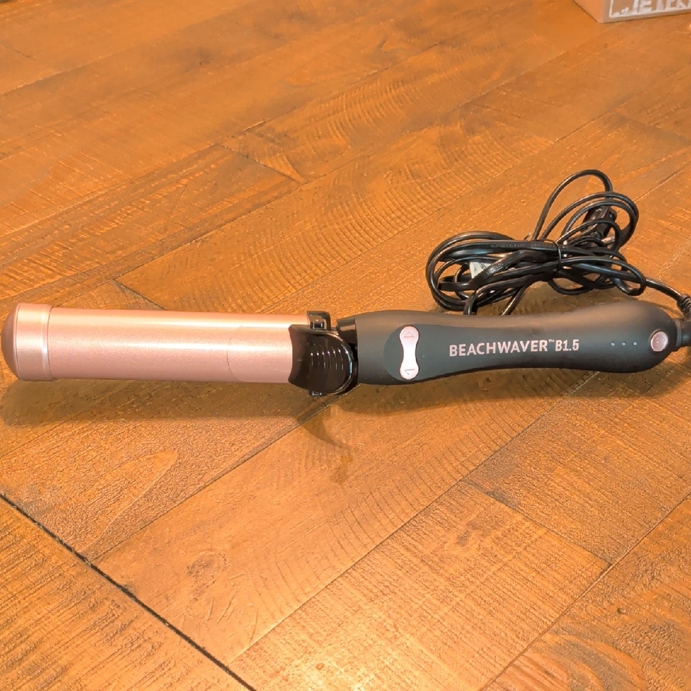 Beachwaver B1.5 Curling Iron - Pink and Black